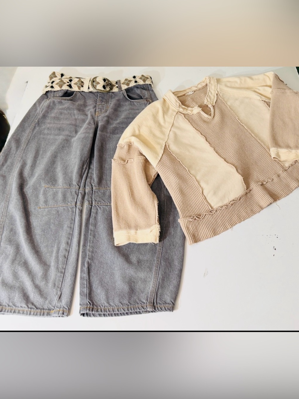 FREE PEOPLE - 3 PIECE SET! WE THE FREE GOOD LUCK BARREL JEANS, BELT & JERSEY! - Picture 3 of 5
